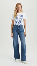 Load image into Gallery viewer, BELLE DE JOUR TEE